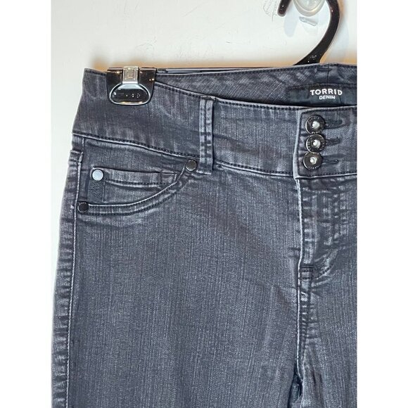 Torrid Denim Black Mid Rise Skinny Leg Cropped Jeans Size 12 - Picture 4 of 10